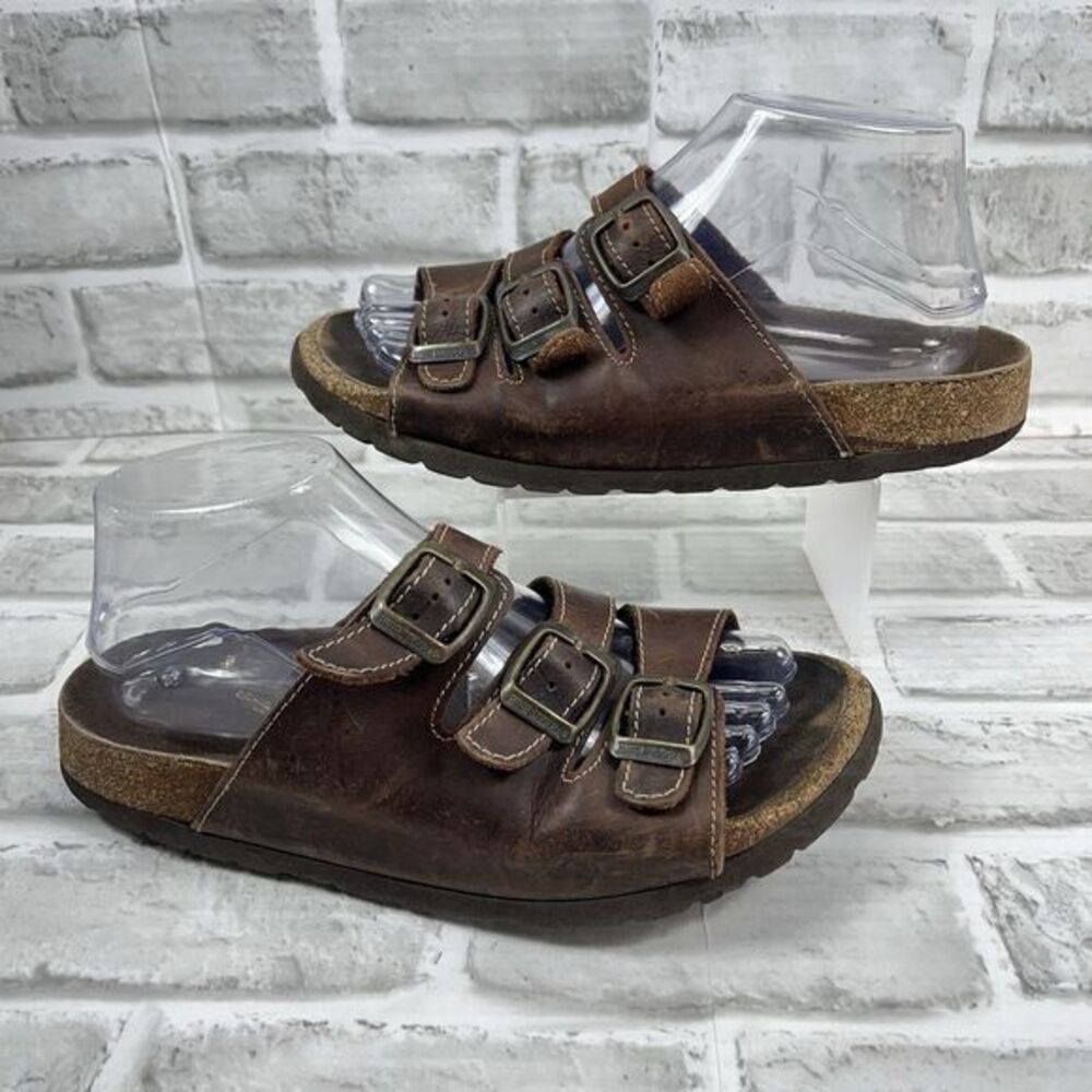 High Sierra Women's 9.5/10 Brown Leather Three Strap Flat Bed Vintage Sandals